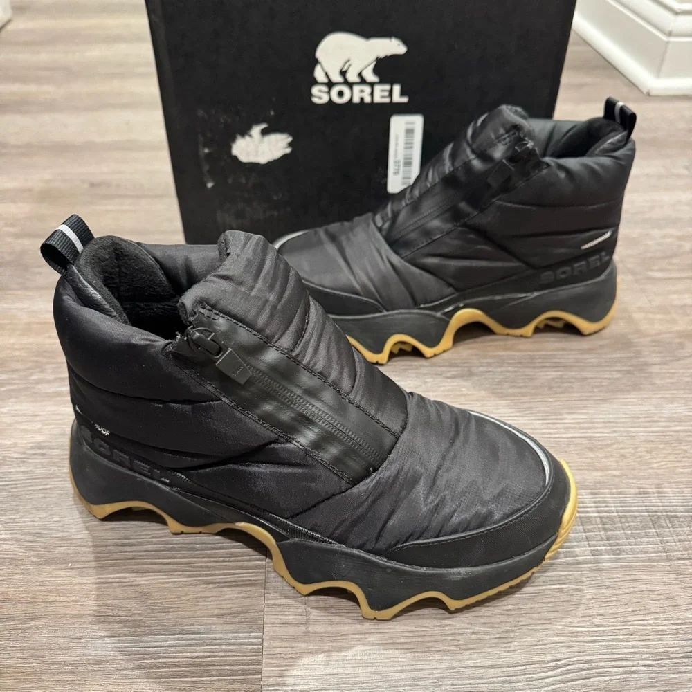 Sorel Kinetic Impact Puffy Zip Puffer Black Boots